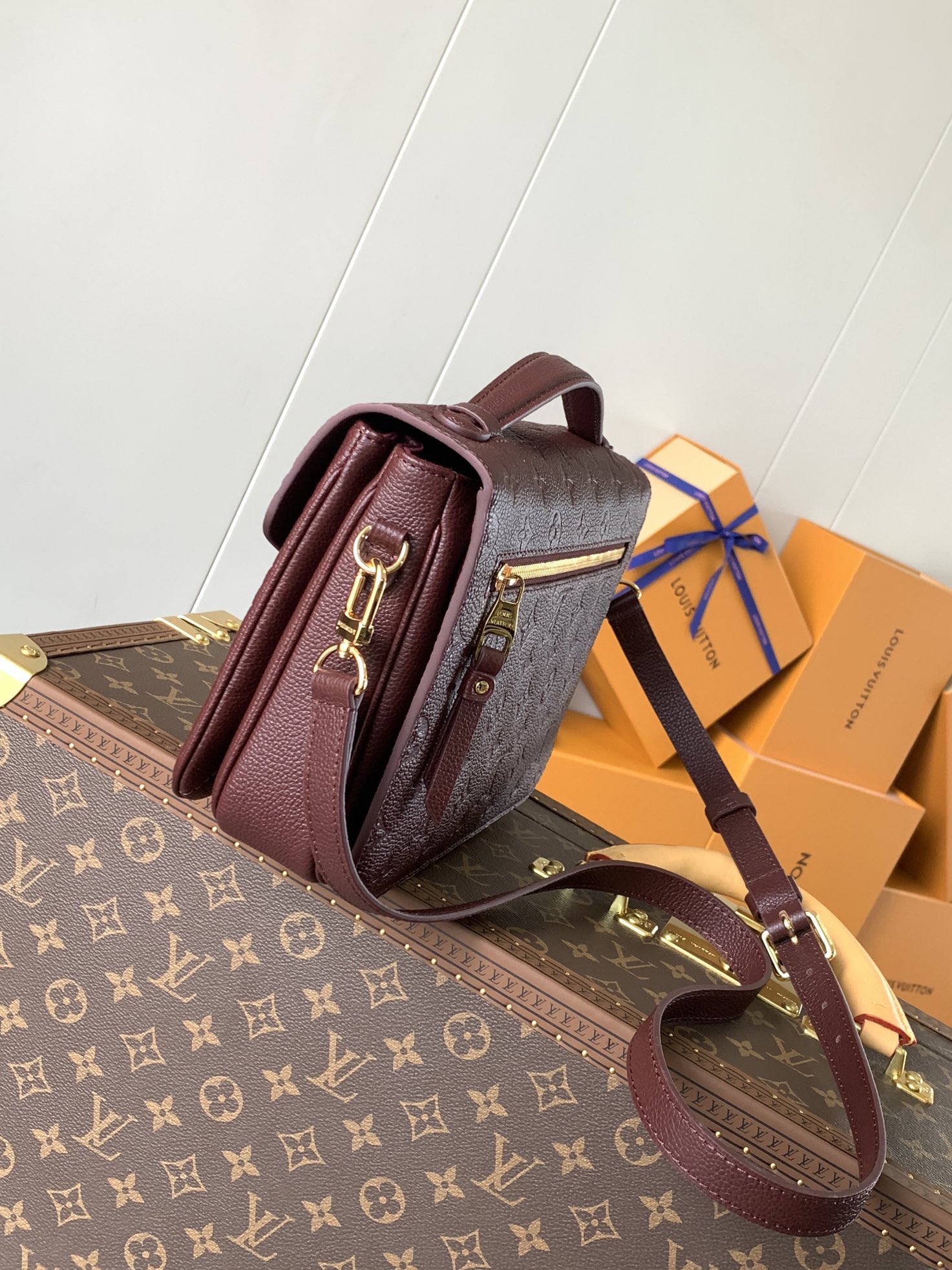 M25939 Pochette Metis Bag in Grenat Monogram Empreinte Leather