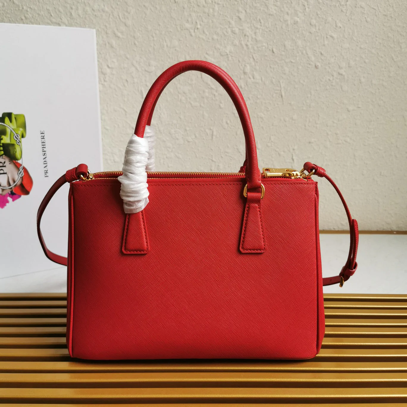 Prada MEDIUM GALLERIA 28 RED SAFFIANO LEATHER