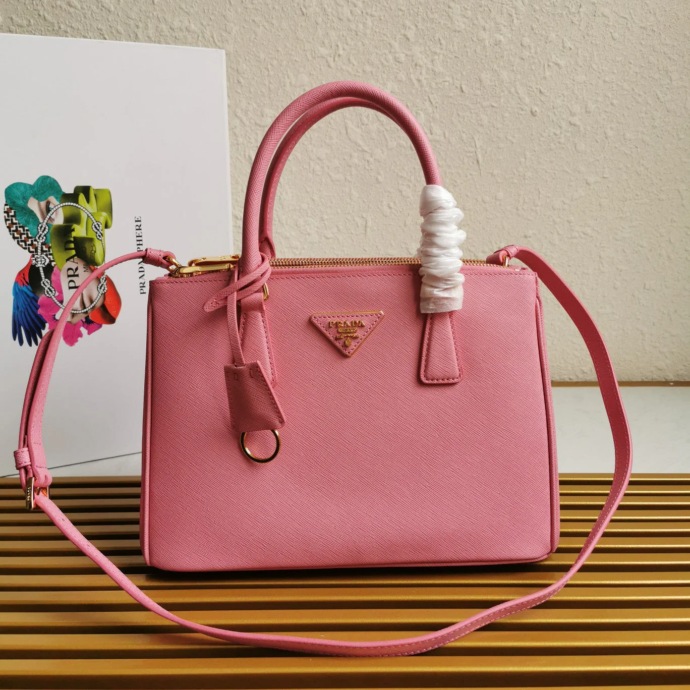 Prada GALLERIA 28 BAG IN LIGHT PINK SAFFIANO LEATHER