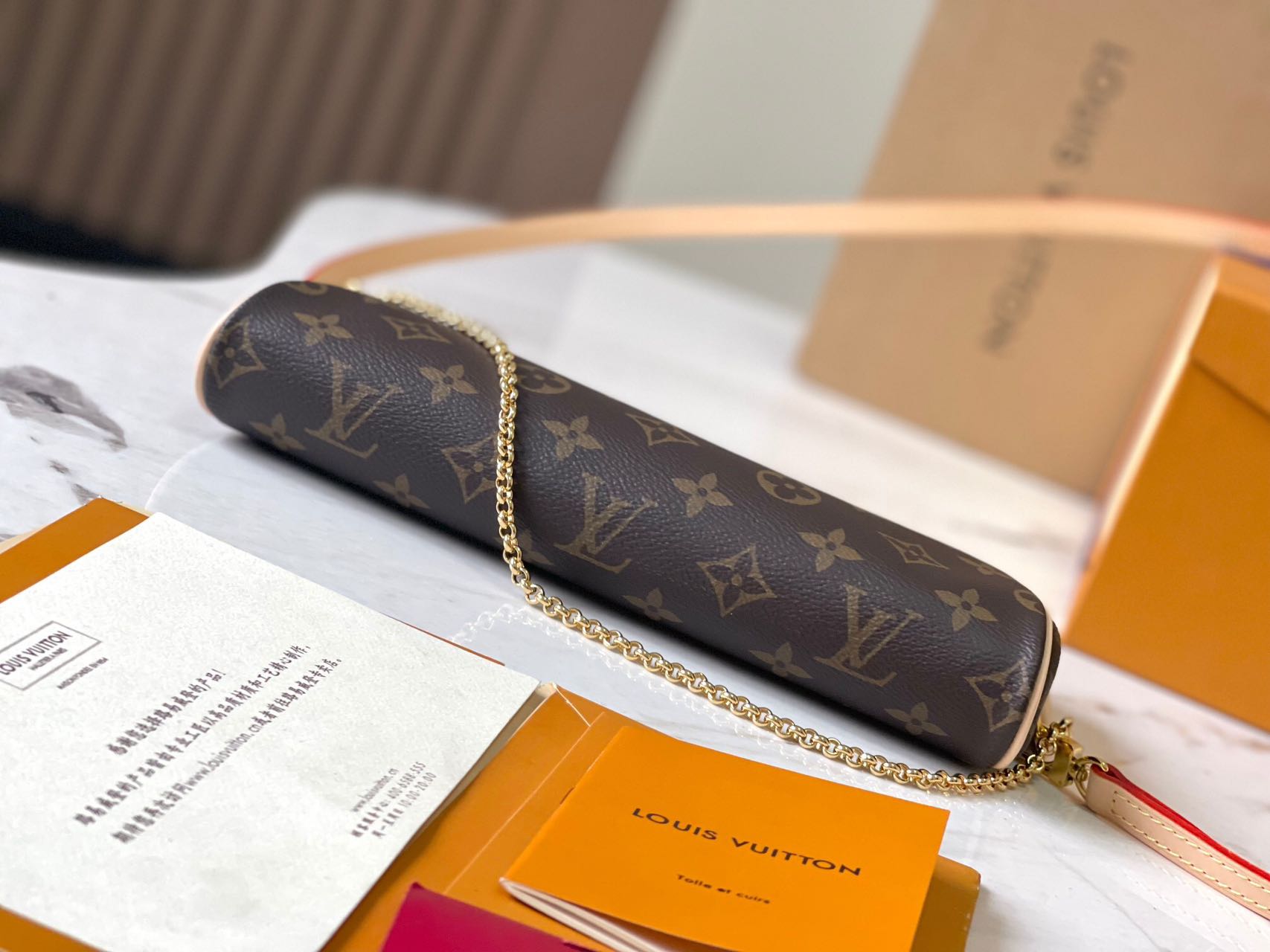 Louis Vuitton LV EVA handbag M95567