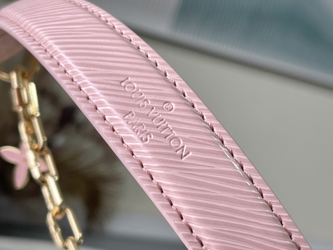 Louis Vuitton LV Twist MM M21027