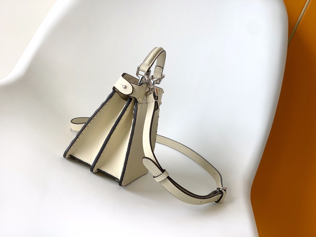 Fendi Peekaboo Selleria Petite Peekaboo-White
