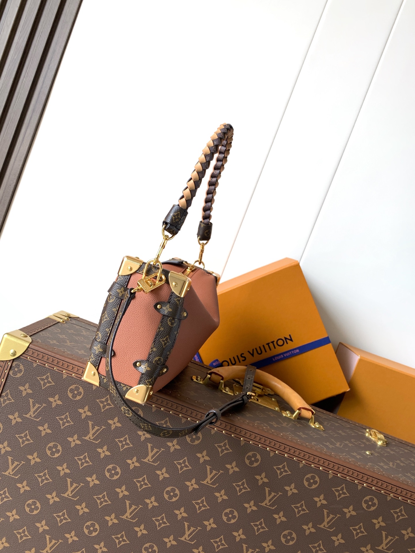 M27435 Side Trunk MM Bag in Cognac Calf leather