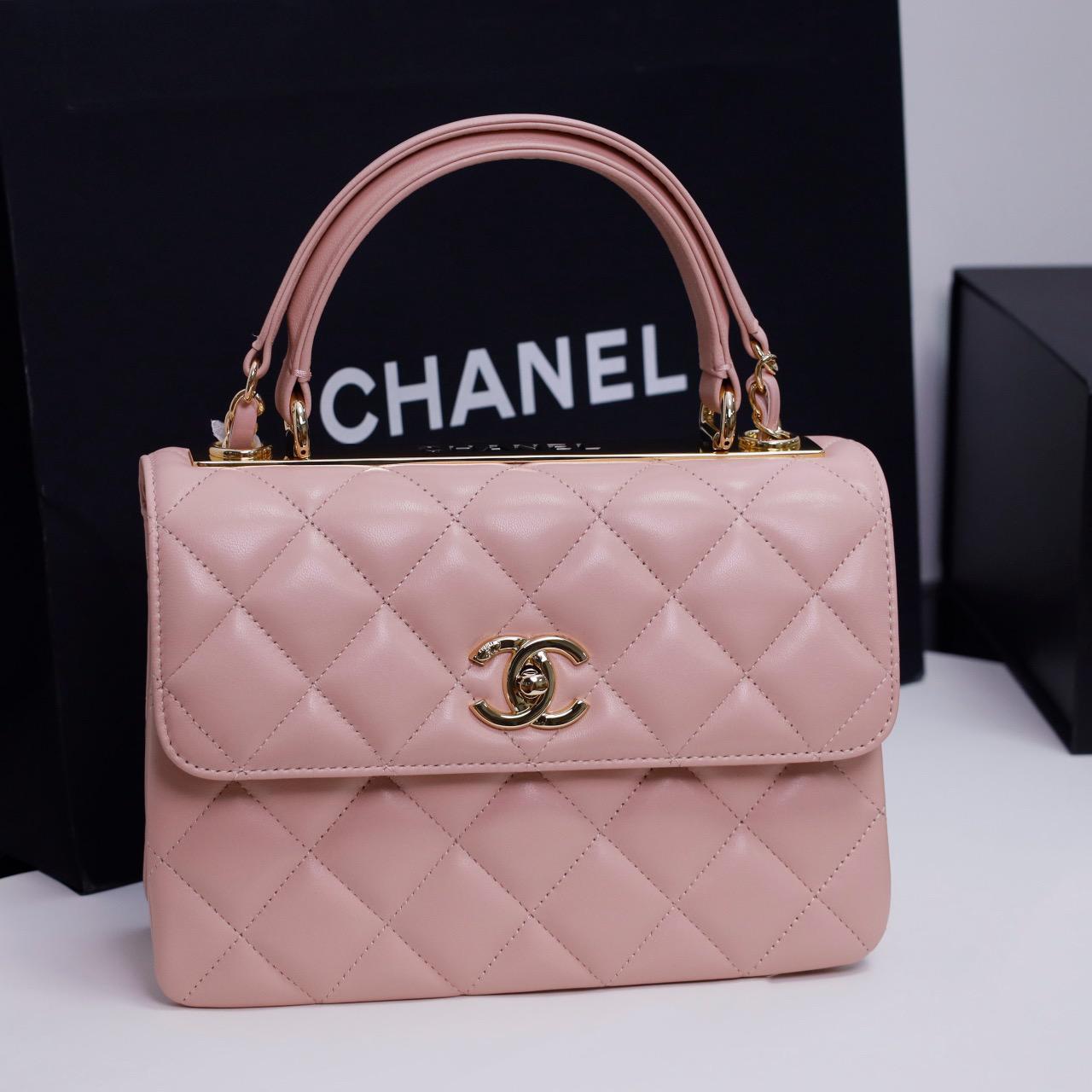 CHANEL pink crossbody bag