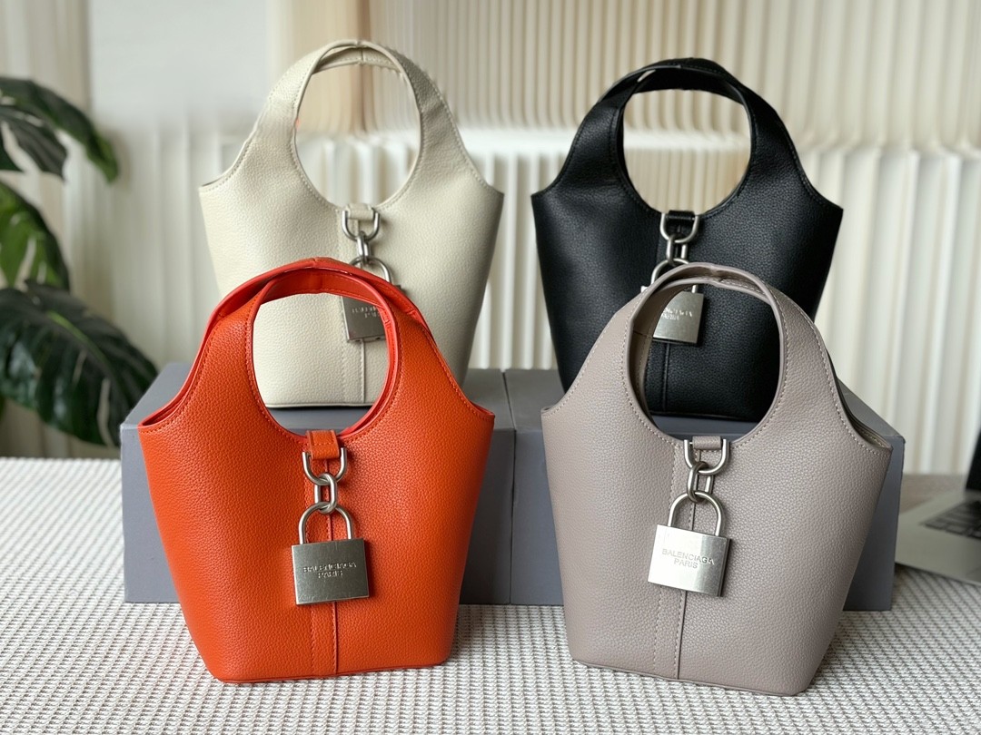 Balenciaga Grained Leather Padlock Tool 2.0 Silver Locker Hobo Bucket With Strap Tote Bags - KAIROO