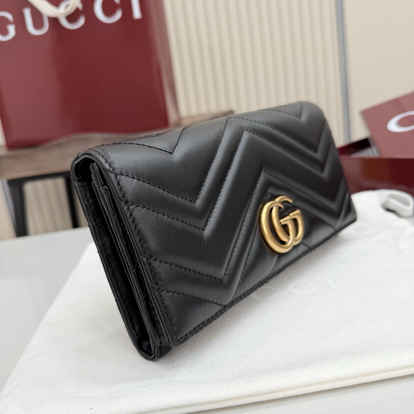 Gucci GG Marmont continental wallet 443436