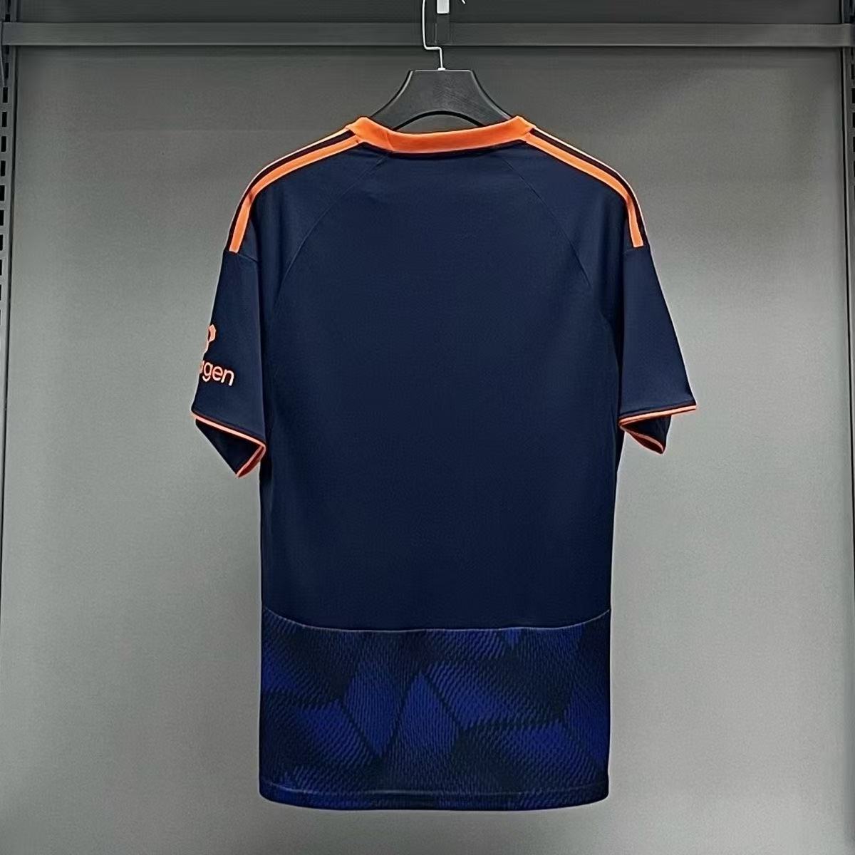 25/26 Nottingham Forest Third JerseyAdults