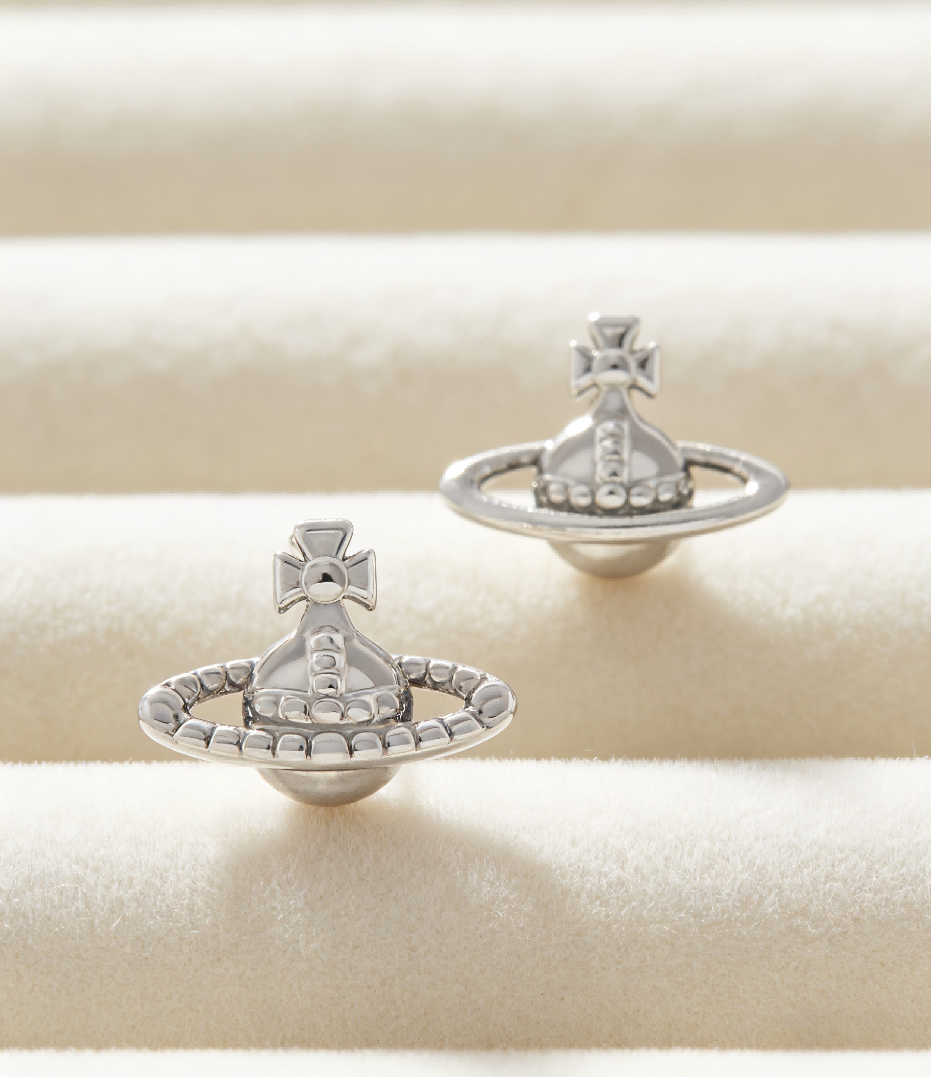 2026 New Vivienne Westwood Silver Tone Textured Mini Saturn Orb Stud Earrings for Women, Trendy Y2K Aesthetic Minimalist Jewelry, Perfect for Daily & Office Wear