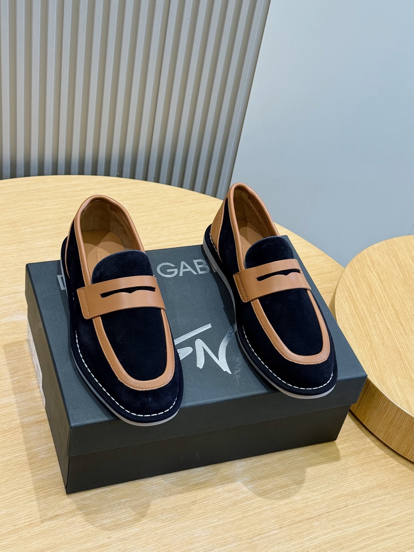Dolce Gabbana Men's Suede Florio Loafer