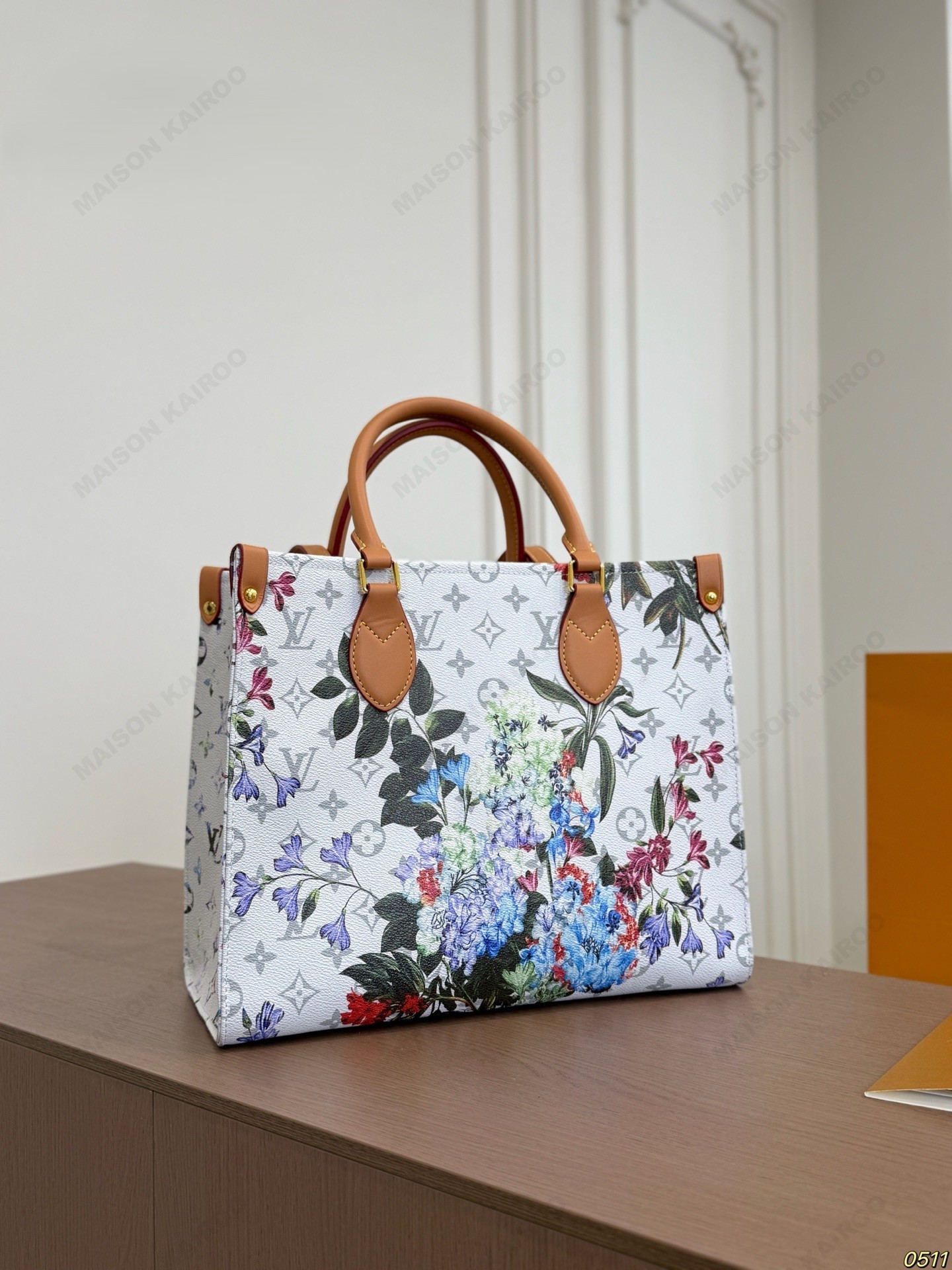 Louis Vuitton LV OnTheGo MM Monogram Multicolor Hydrangea & Rose Garden Floral Top Handle Tote Bag - KAIROO