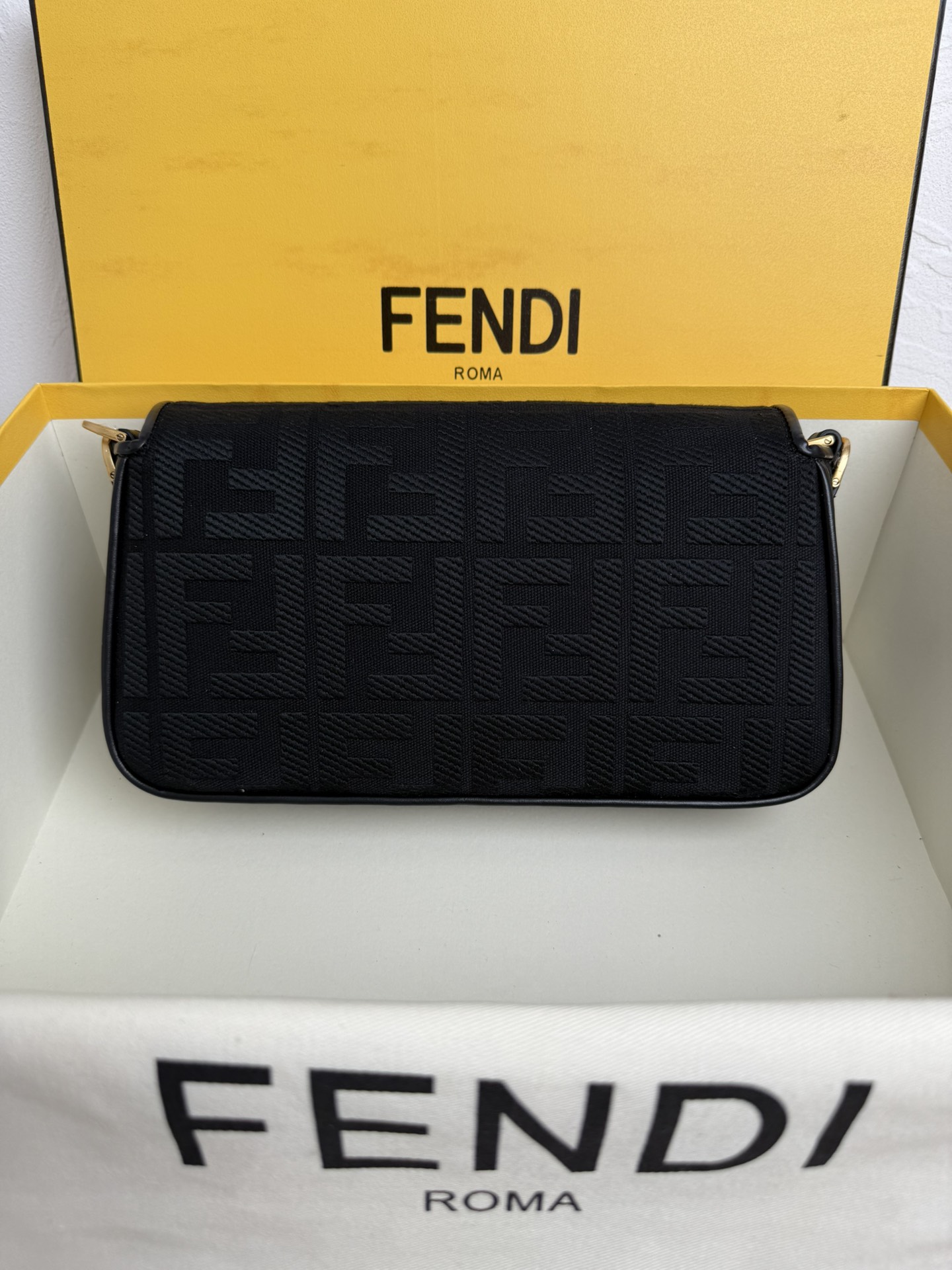 Fendi Bags Baguette 8598 (10A Mirror Version)