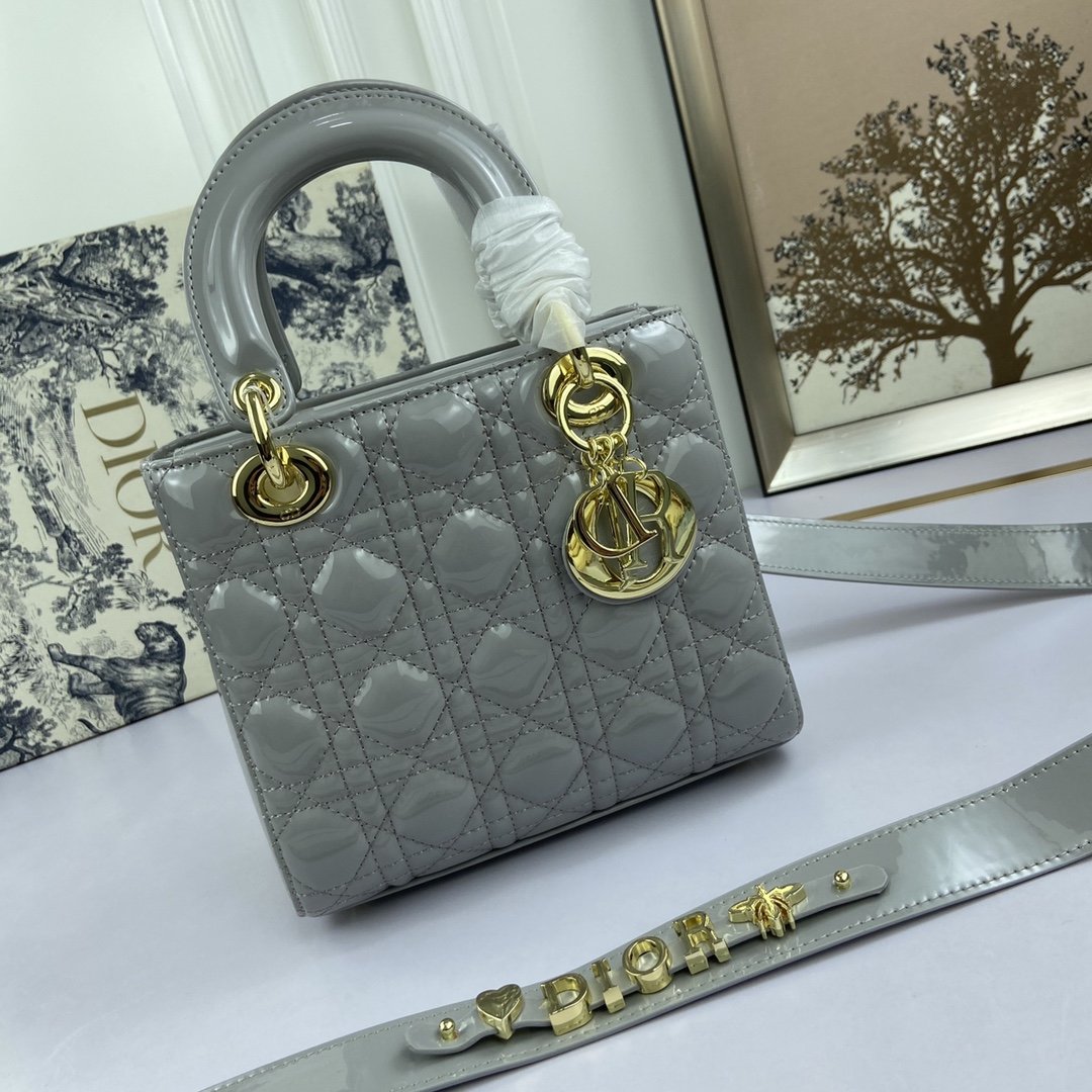 Dior The LADY DIOR Bag MINI Size(17*15*7cm) AAA Quality