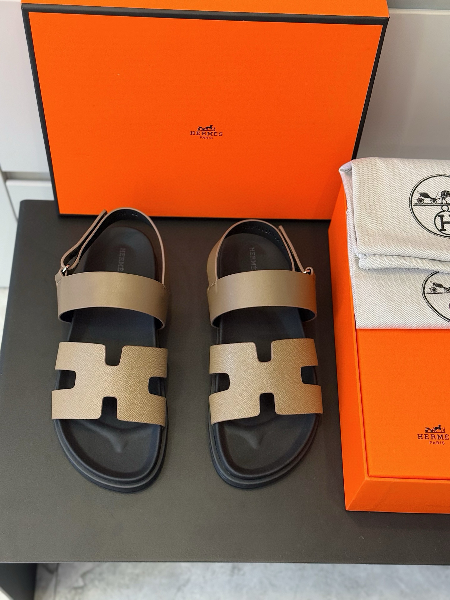 Hermes Men's leather Sandals