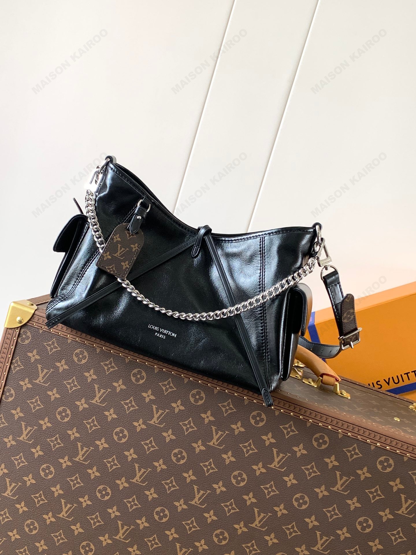 【10A】Louis Vuitton LV CarryAll Cargo Vibe PM/MM Black Leather Monogram Strap Hobo Shoulder Bag - KAIROO