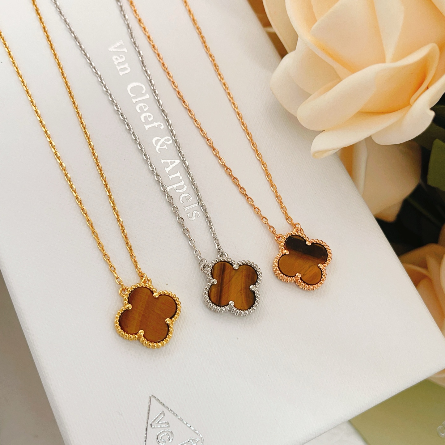 Van Cleef Fashion Necklace