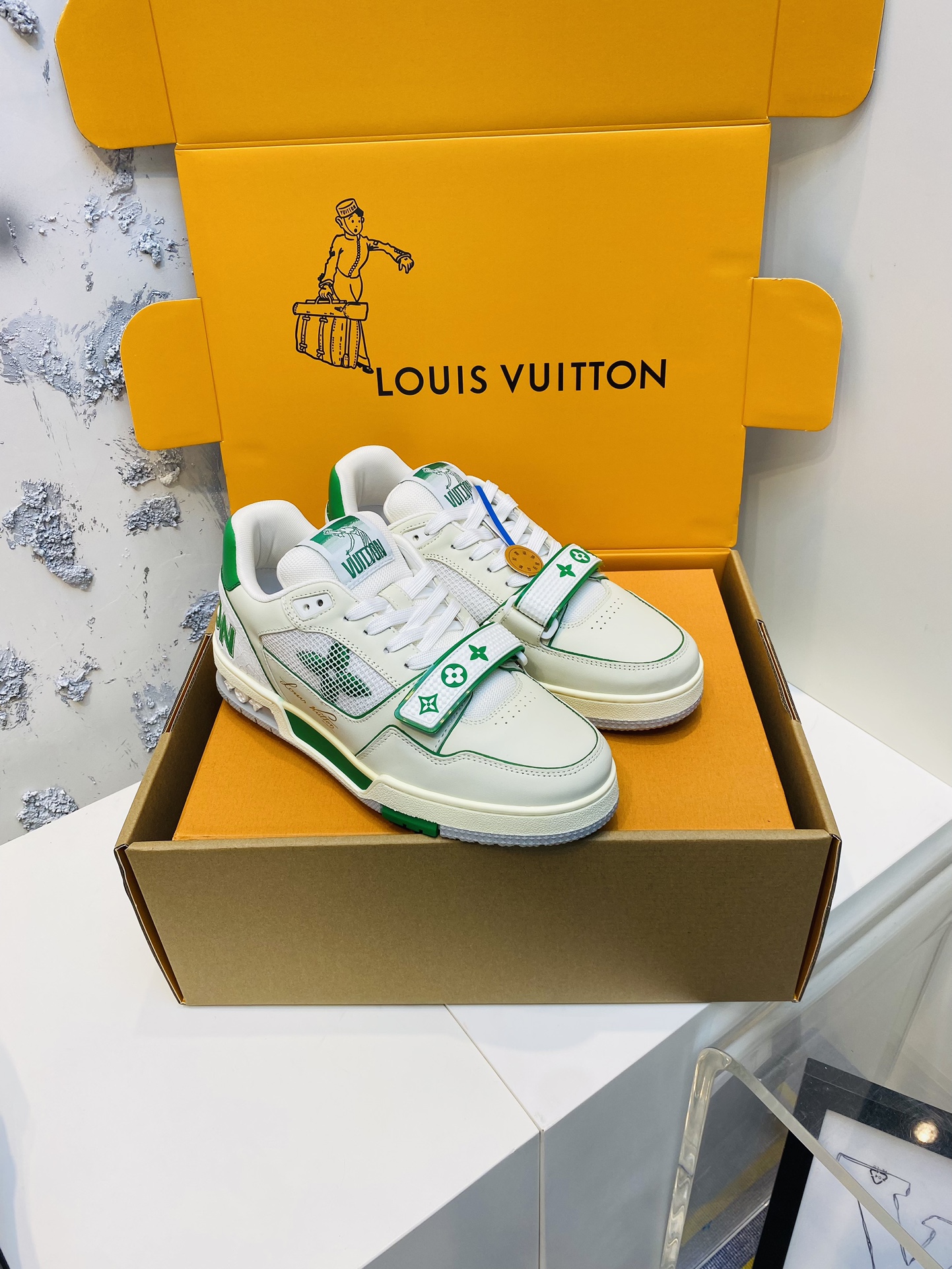 LV Unisex Trainer Sport Shoes