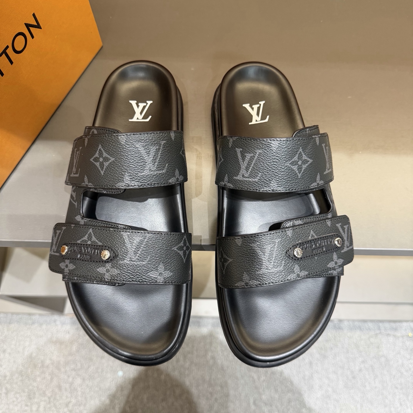 Men's LV Miami Mules