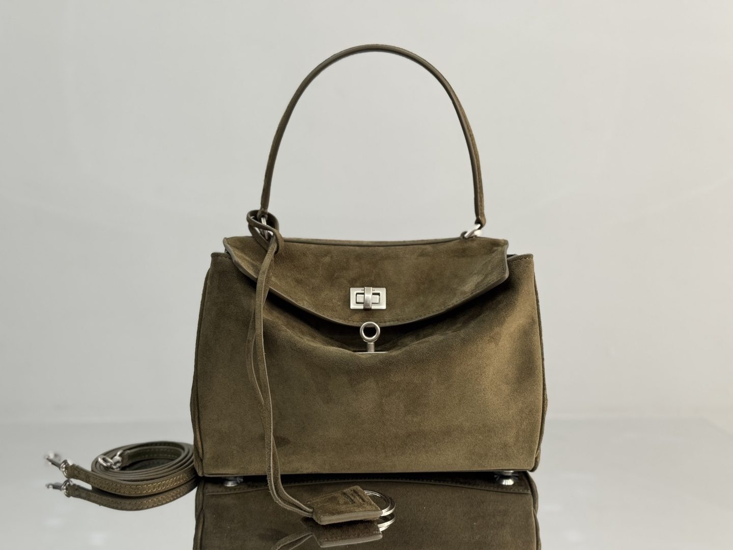 𝐁alenciaga Rodeo Small Bag in Army Green