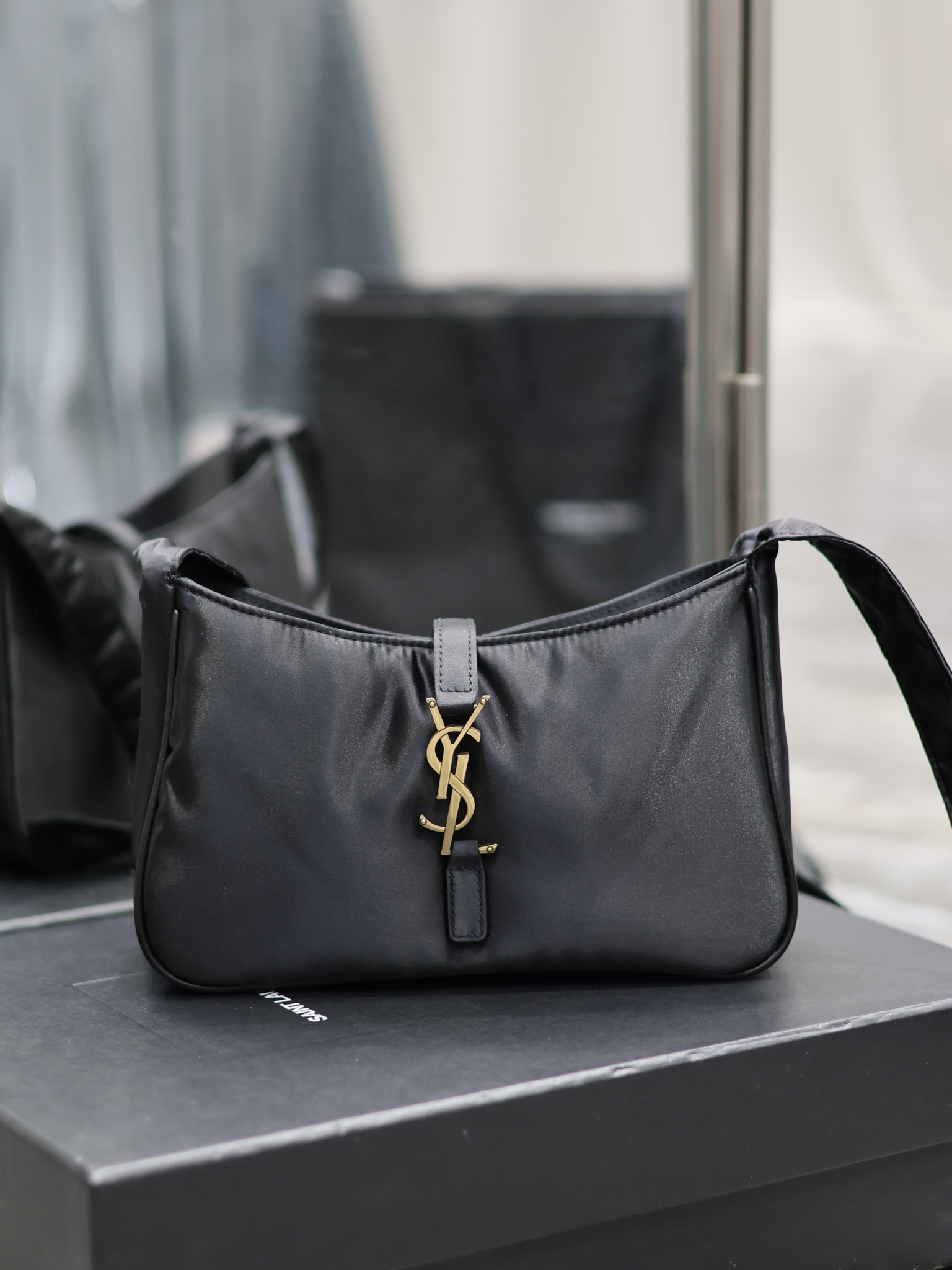 Saint Laurent YSL Handbag Shoulder Bag Top Mirror Quality Version