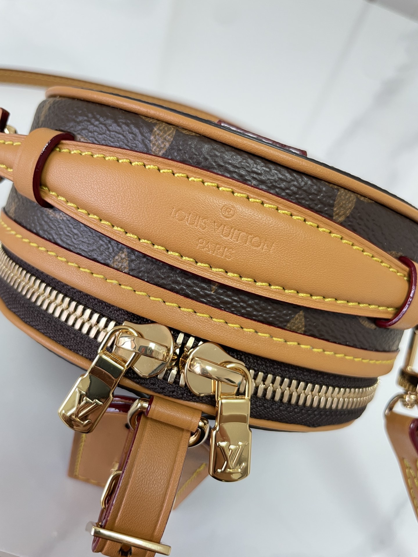Louis Vuitton LV Boite Chapeau M44699