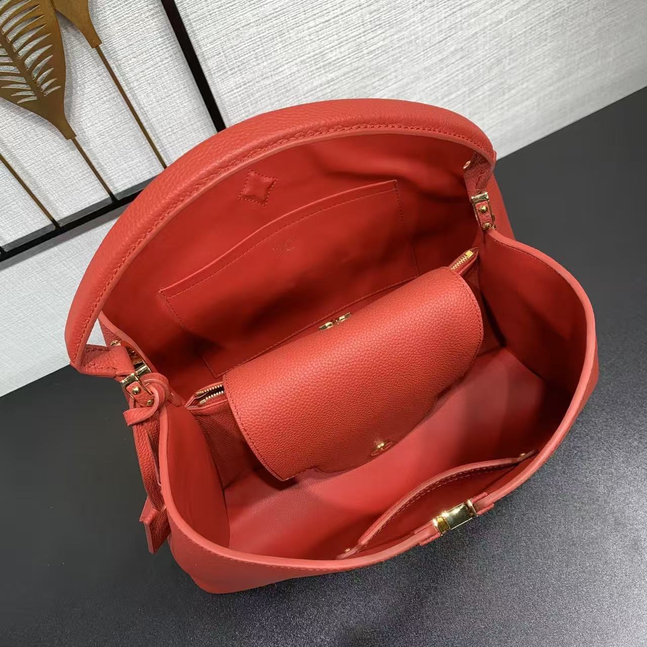 Louis Vuitton new Capucines handbag in red