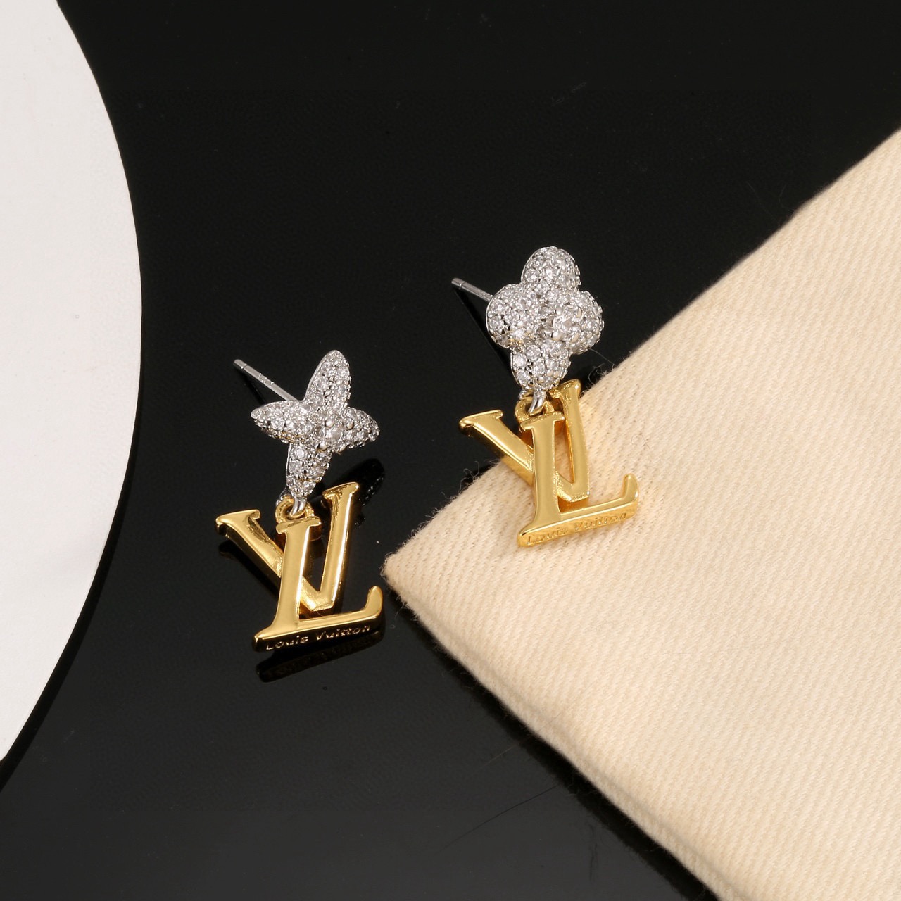 LV Fashion Earrings