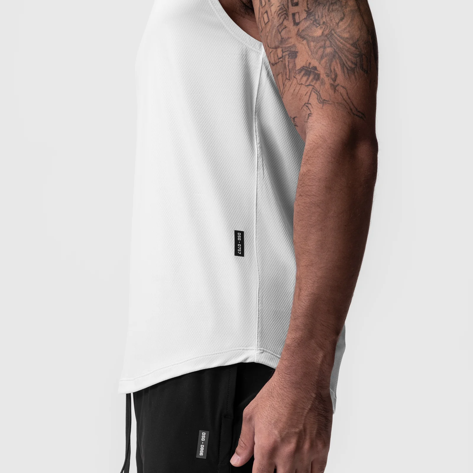 0757. AeroSilver Cutoff Tank - White