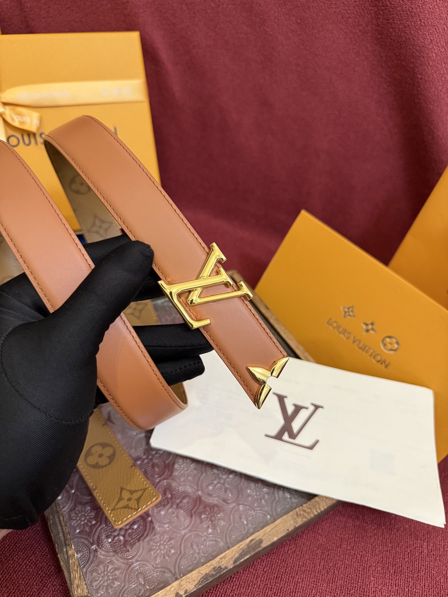 LV Pretty LV 30mm Reversible Belt