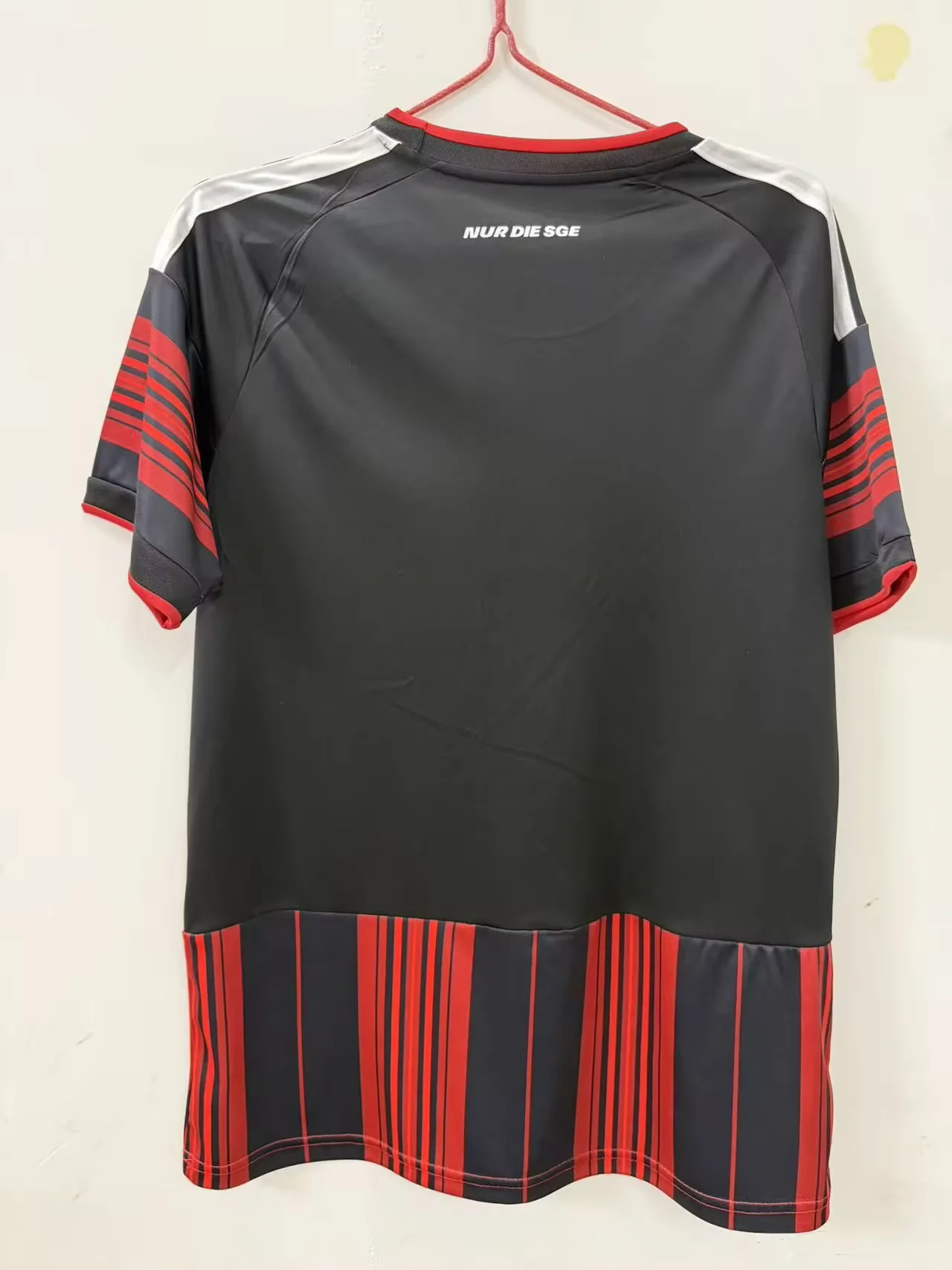 2026-27 Eintracht Frankfurt Home Red Fans Football Shirt 1:1 Thai Quality