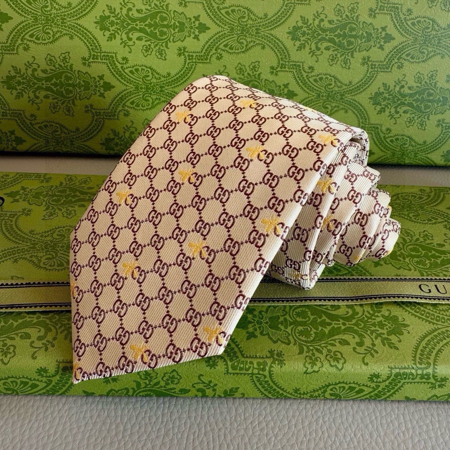 Men's Gucci Neck Tie