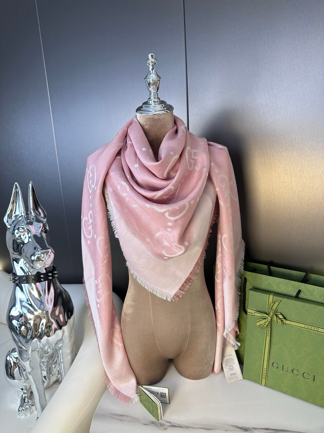 Gucci Classic GG Shine Shawl