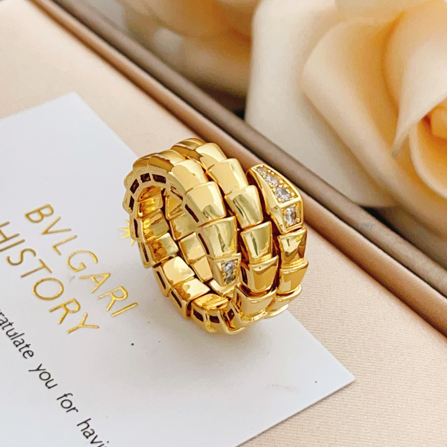 Bvlgari Serpenti Gold Ring with zircons