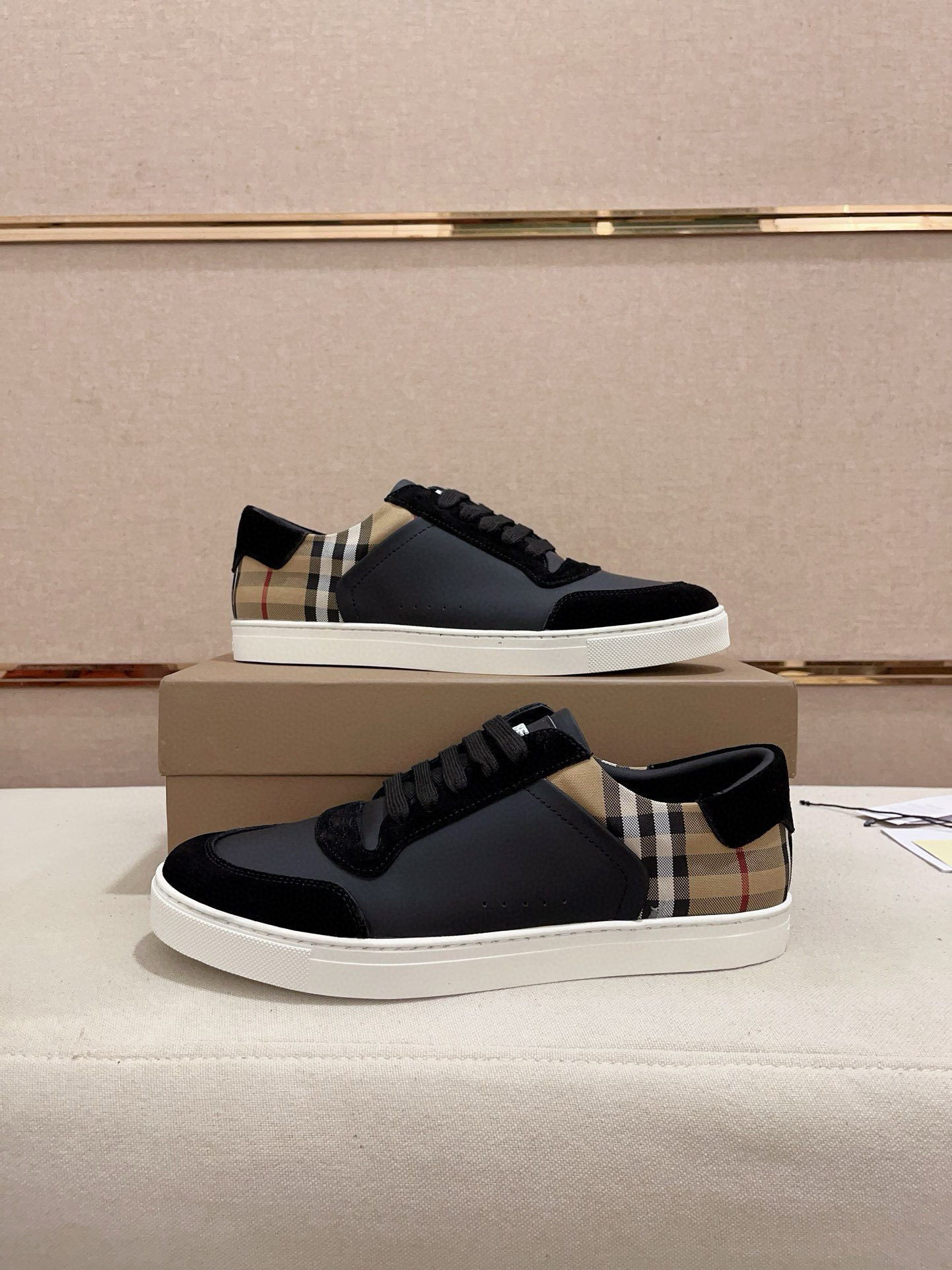 Burberry Check and Leather Men's Sneaker