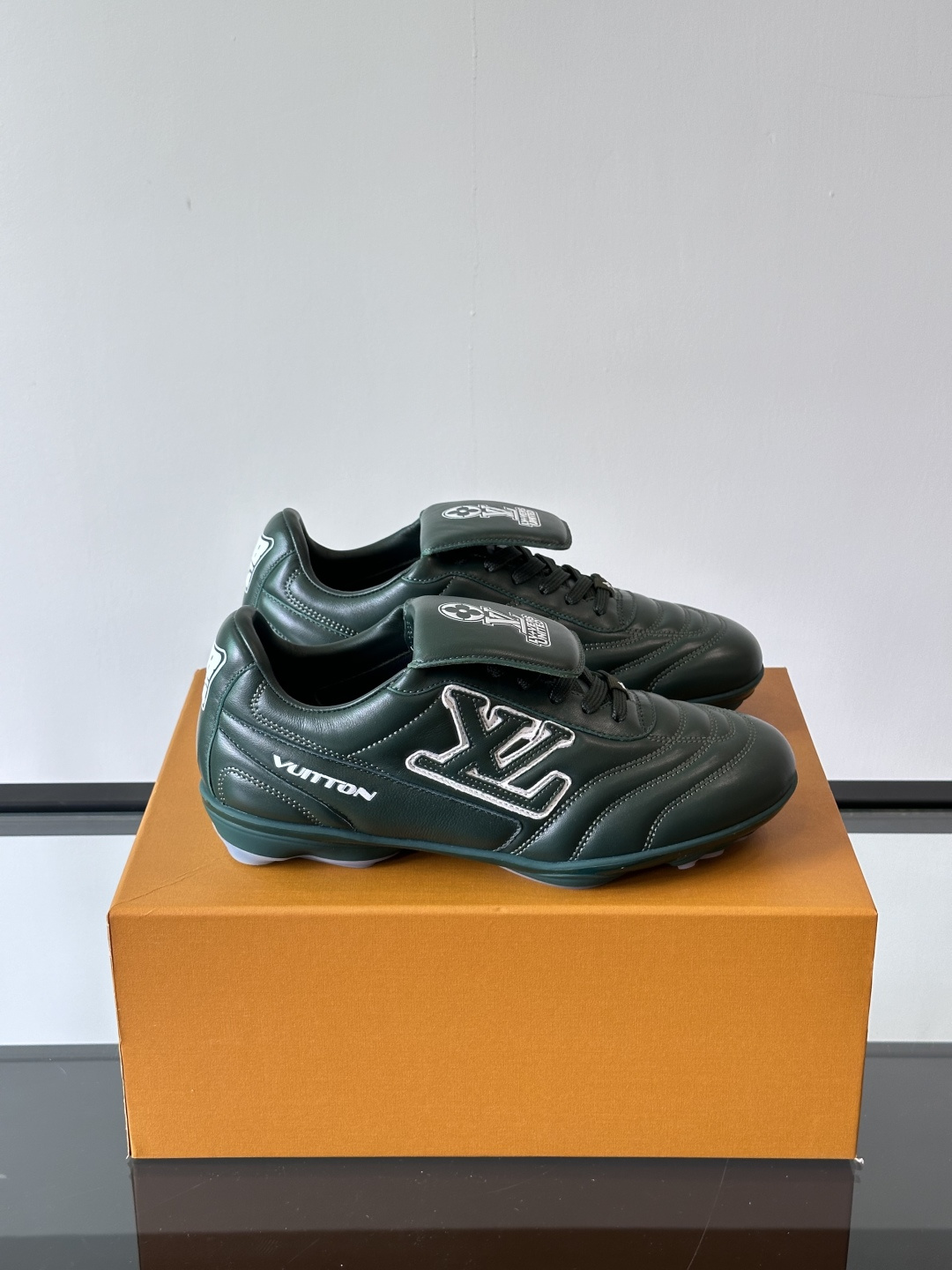 Men's LV Footprint Soccer Sneaker