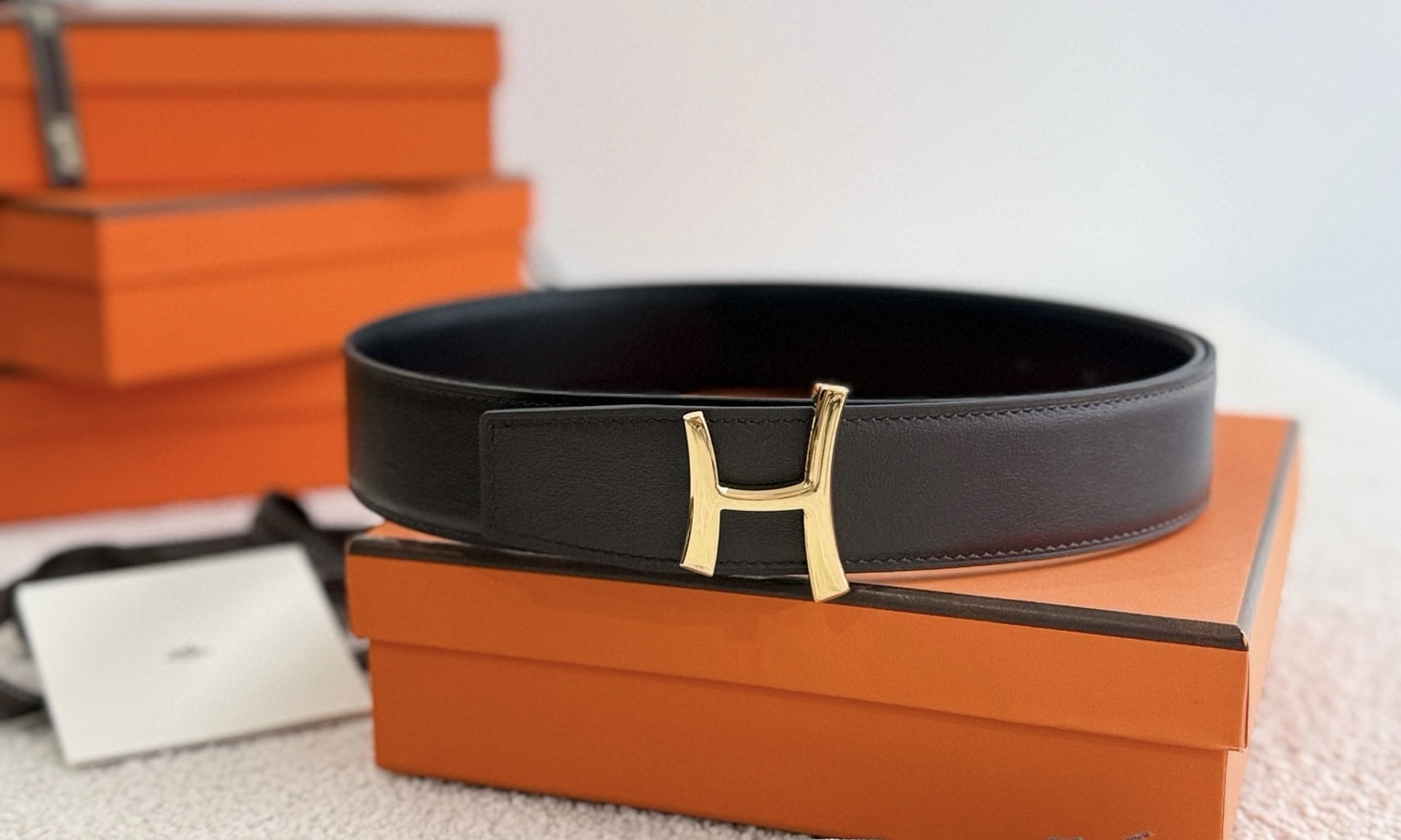 Hermes Script Reversible Leather Belt 38mm