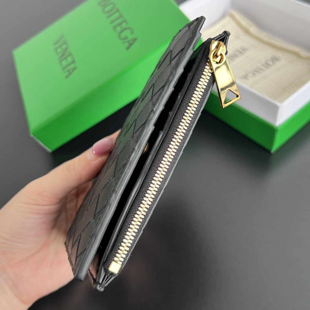 Bottega Veneta Solstice Medium Folded Wallet in Black Intreccio Leather