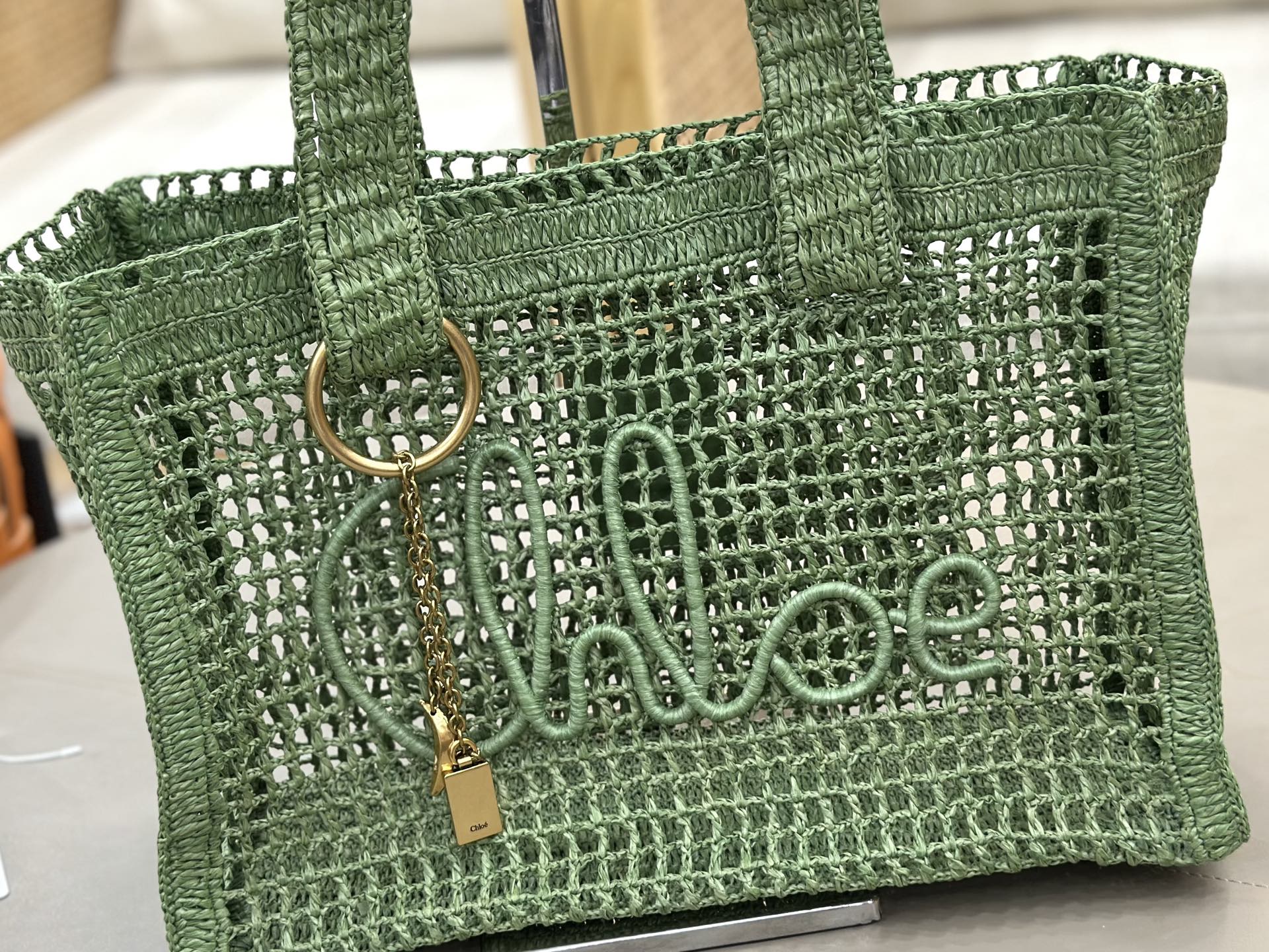 Chloe Summer Banaba East-west Tote Bag in raffia-Green