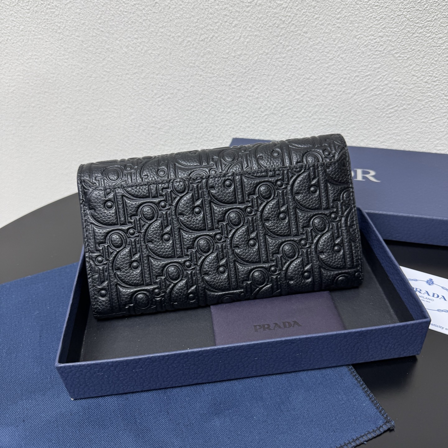 Dior Gravity Long wallet in Black embossed Leather