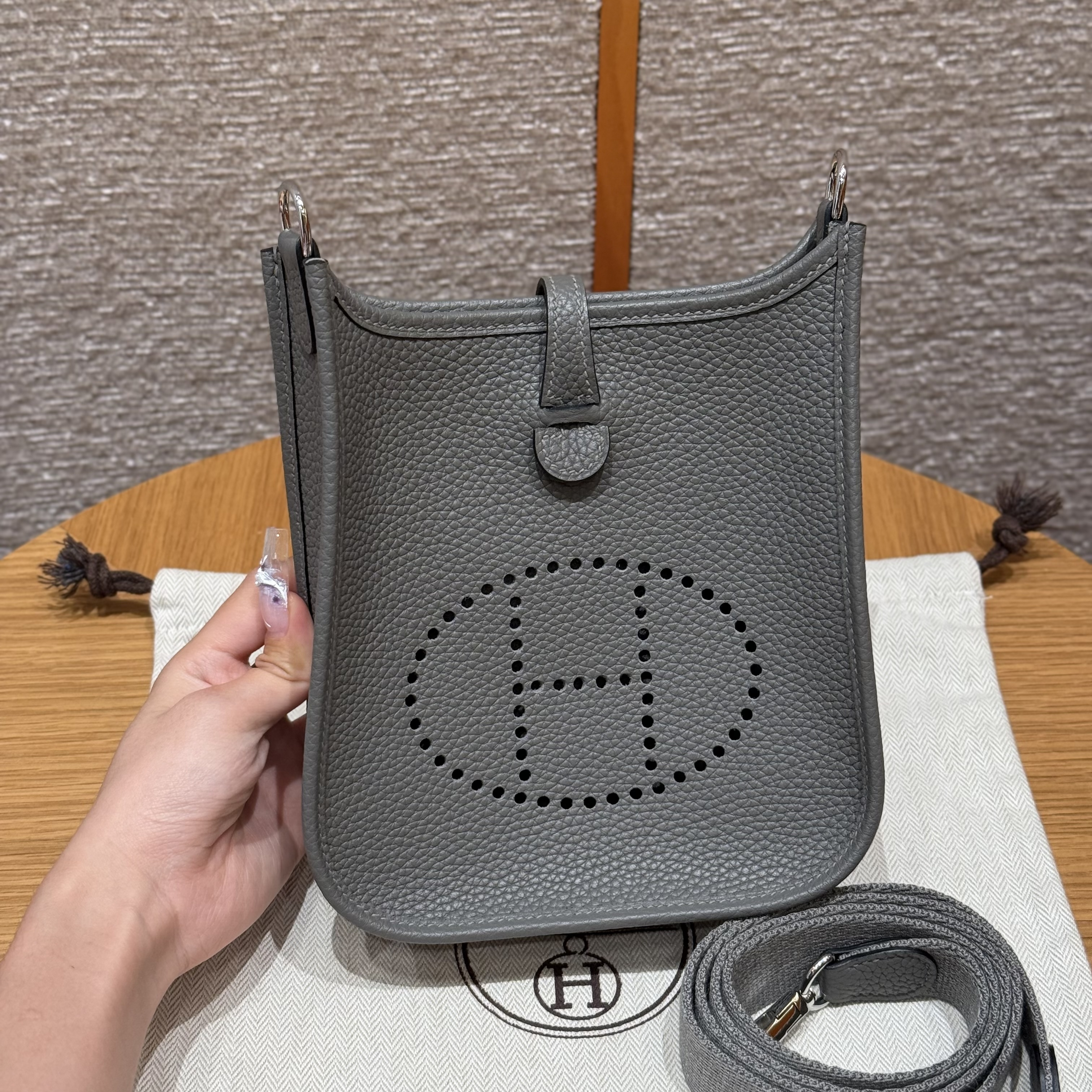 Hermes Gris Meyer Clemence Mini Evelyne 16