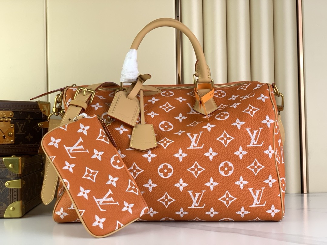 Louis Vuitton Speedy P9 Bandouliere 40 Monogram Leather Travel Bag