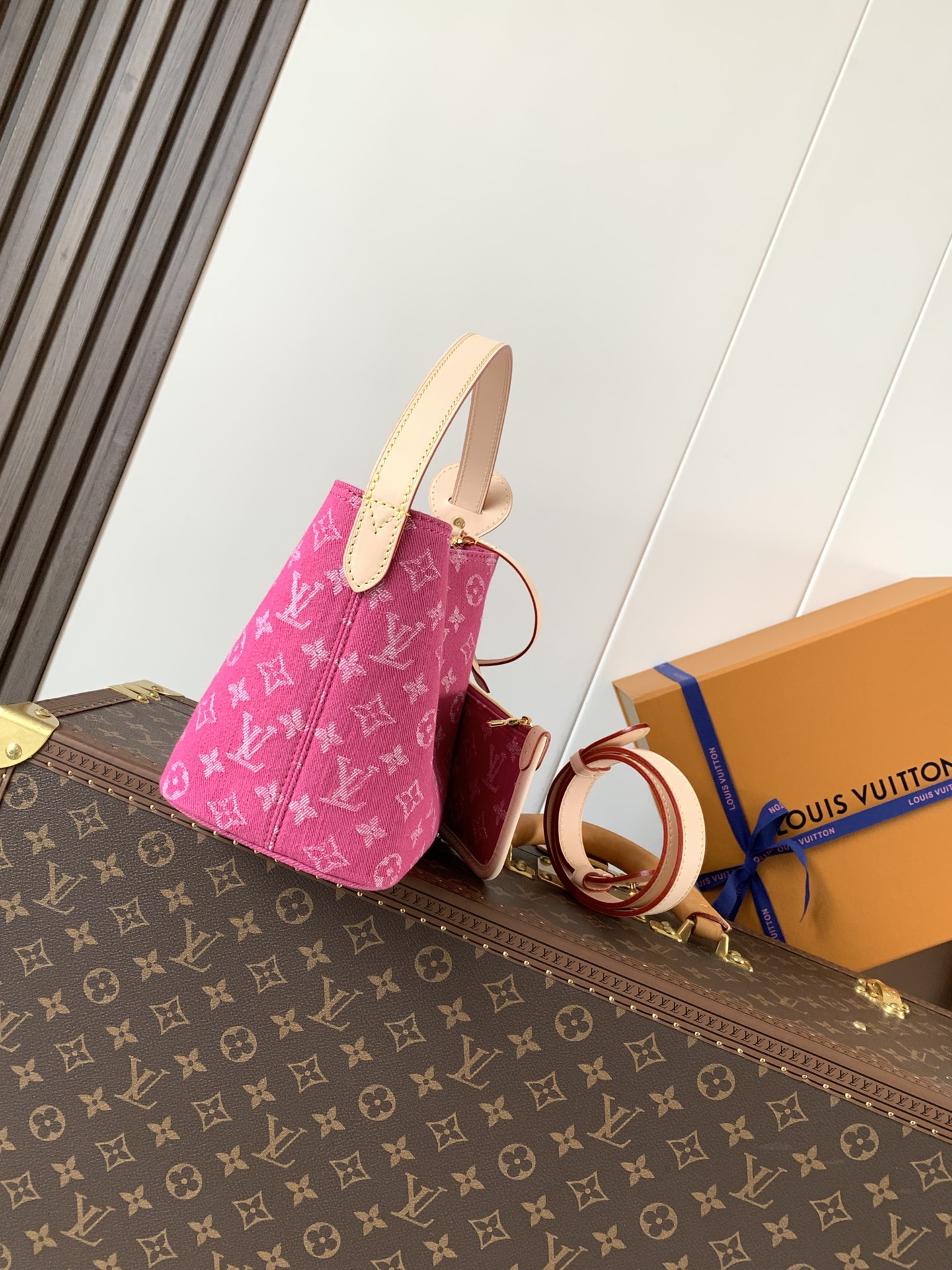 M27626 All in BB Handbag in Fushia Denim