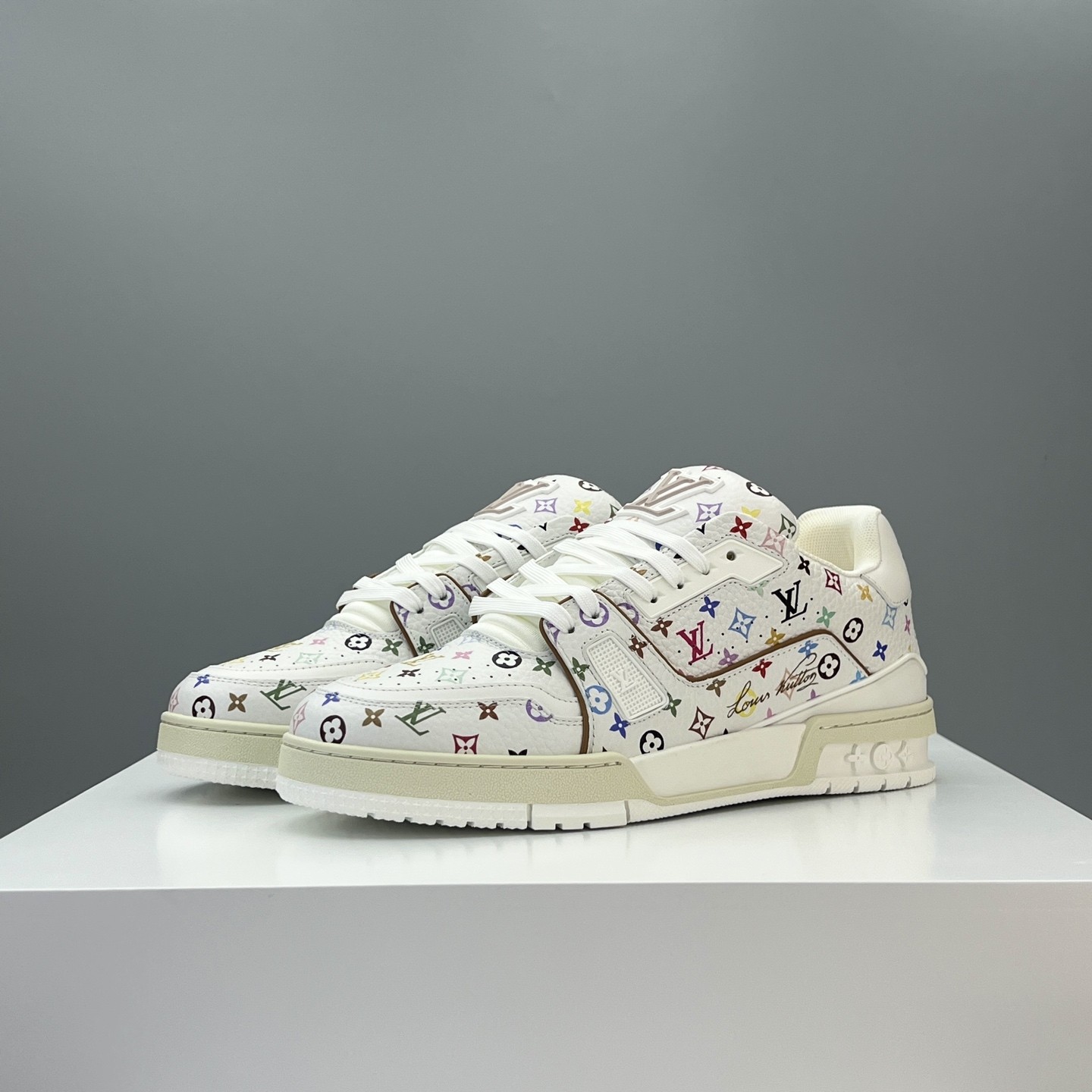 Louis Vuitton X Takashi Murakami White Multicolor Grained Leather Trainer Low Top Sneaker - KAIROO