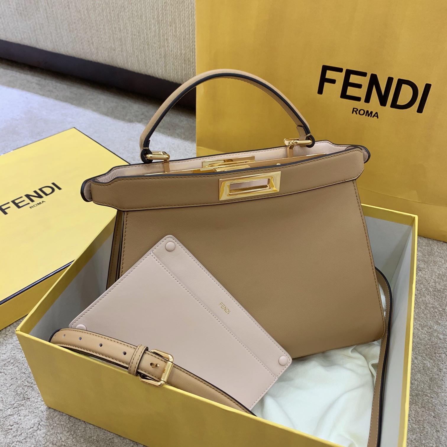 Fendi Iconic Peekaboo ISeeU Medium Leather Bag- beige