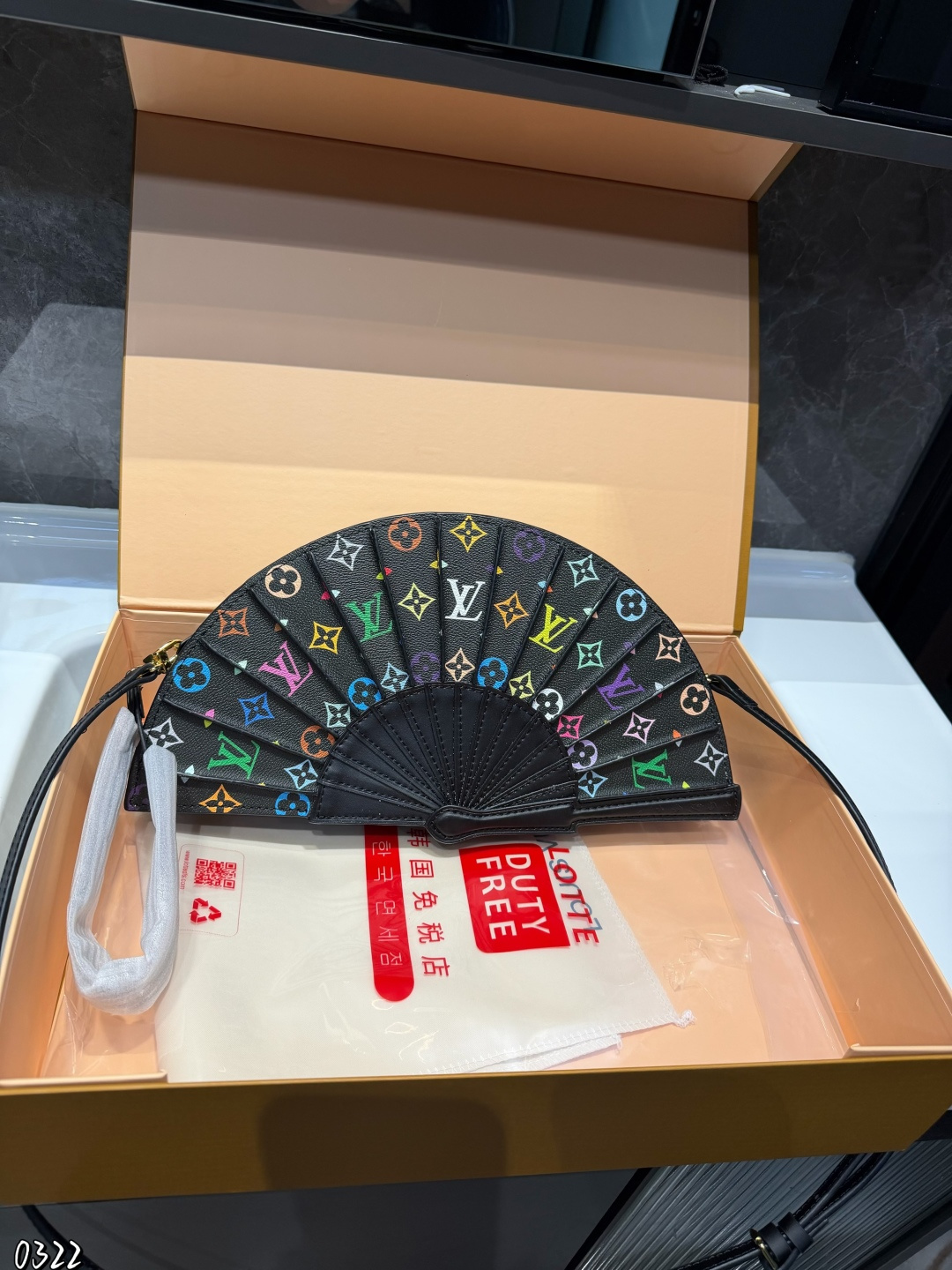 Louis Vuitton LV Monogram Canvas Pleated Fan Shape Crossbody Shoulder Strap Clutch Bag - KAIROO