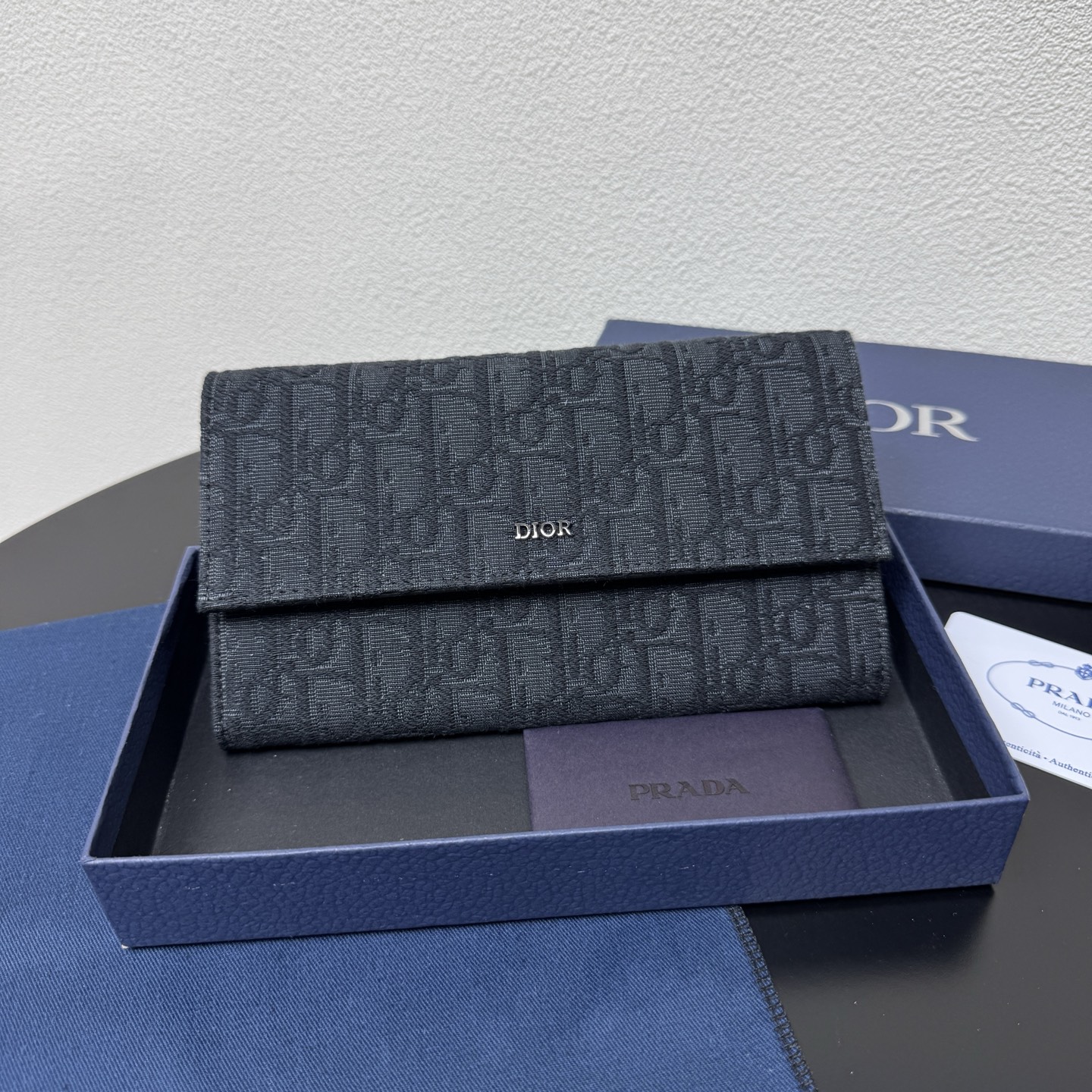 Dior Gravity Long wallet