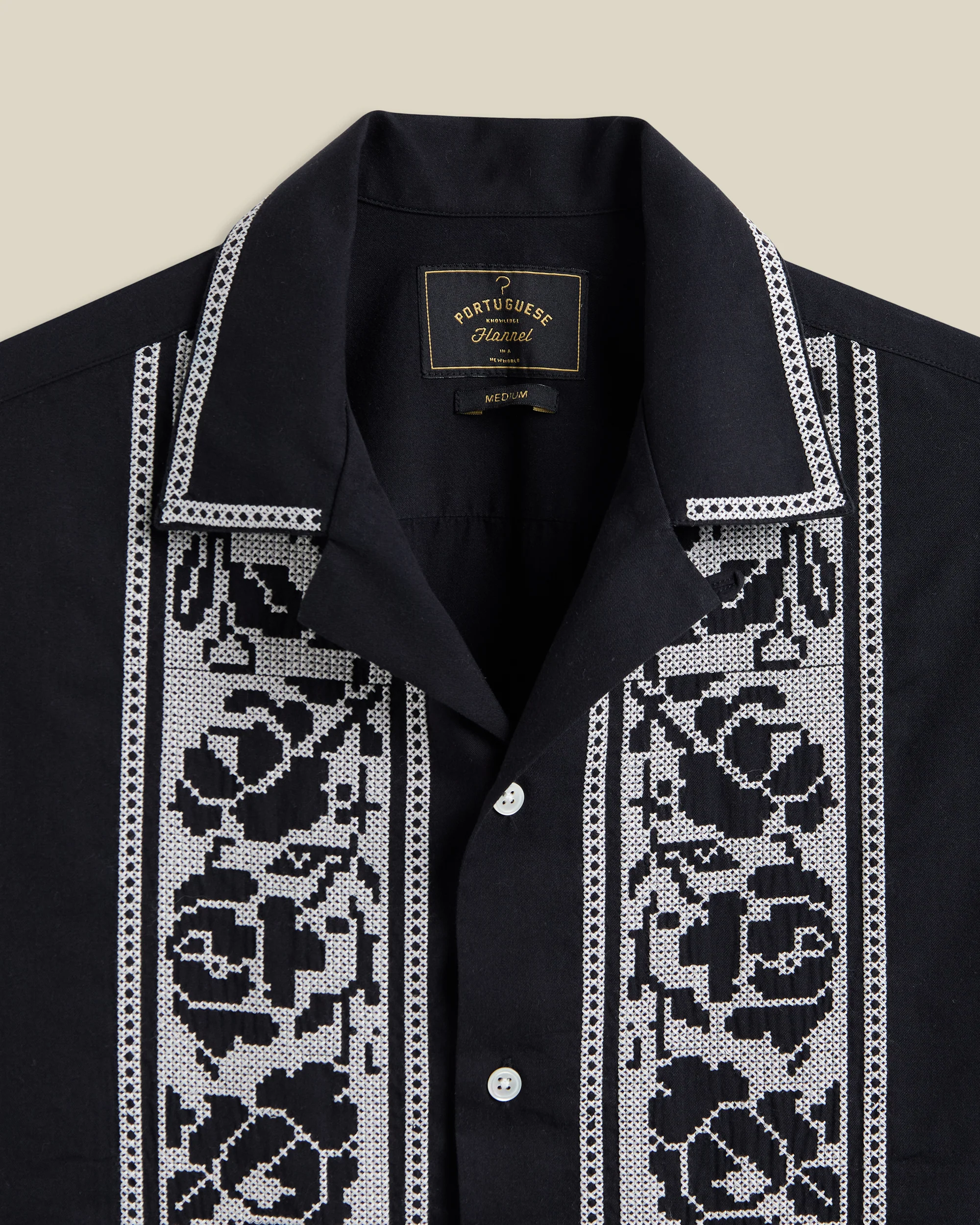 CROSS STITCH - BLACK