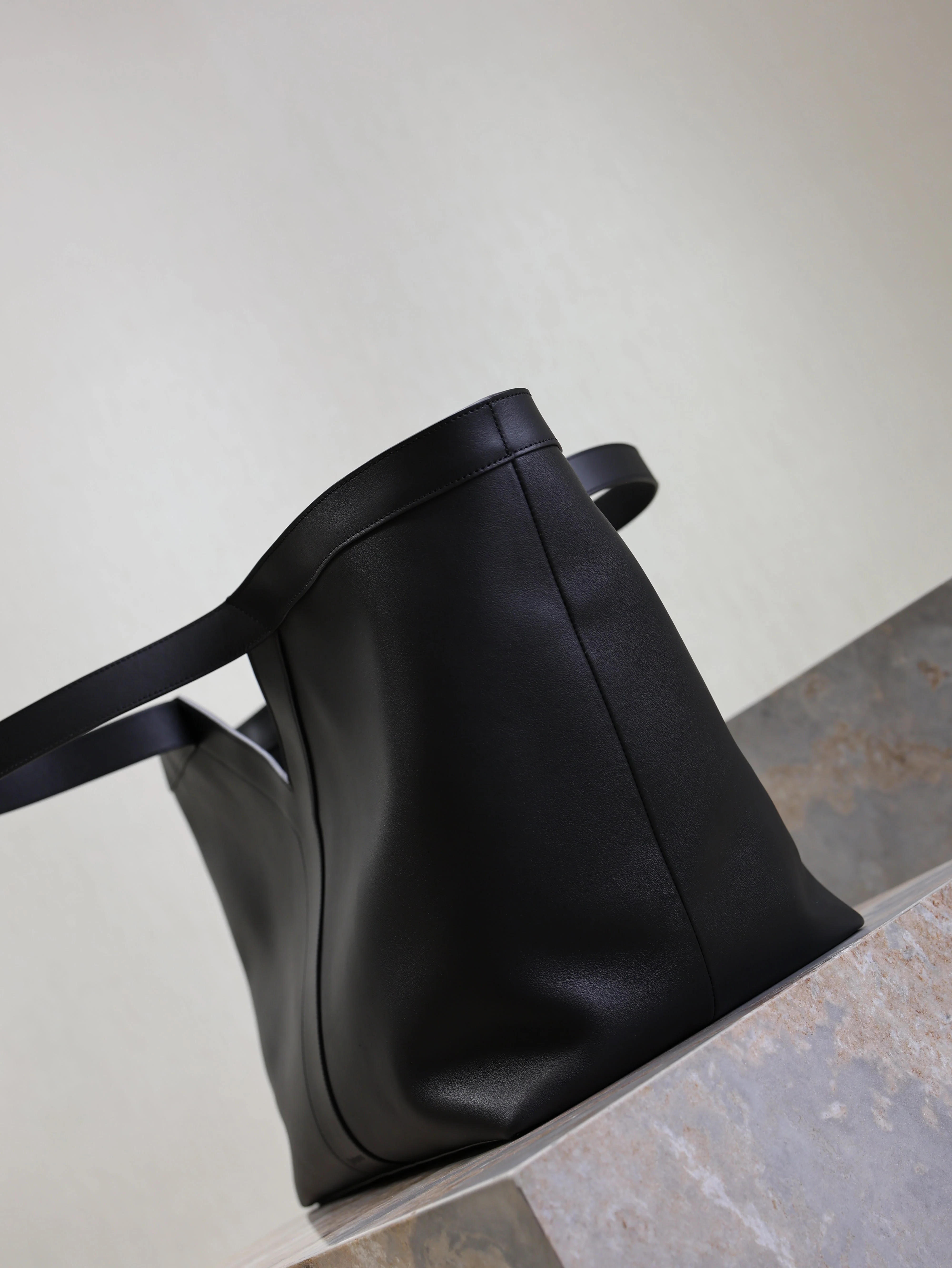 Saint Laurent YSL  Tote Bag Black Cowhide