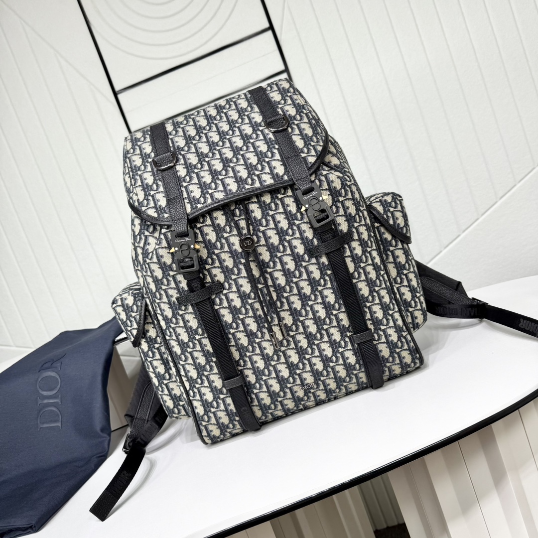 Dior Bags Dior Hit The Road 1ESBA205YKY_H27E (10A Mirror Version)
