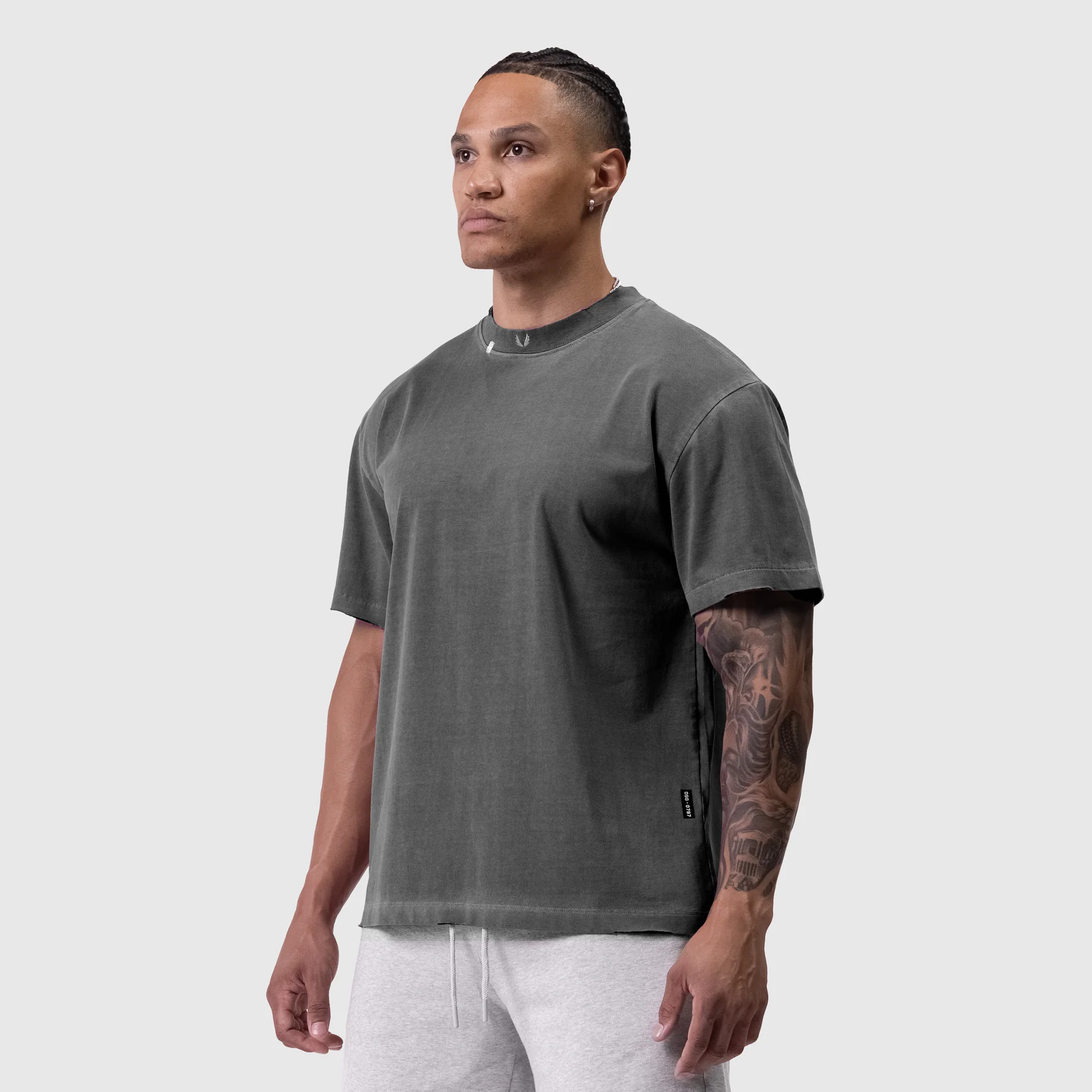 0797. Tech Essential Relaxed Tee - Faded Grey