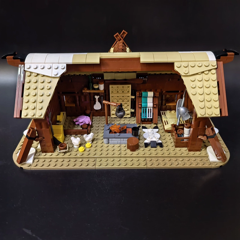 MOC 102557 - Viking Longhouse